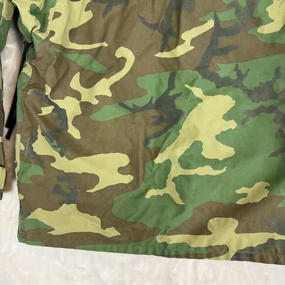 US Military Jacket Medium Short Woodland Camo Cold Weather Parka Nylon Outdoors - Picture 10 of 15